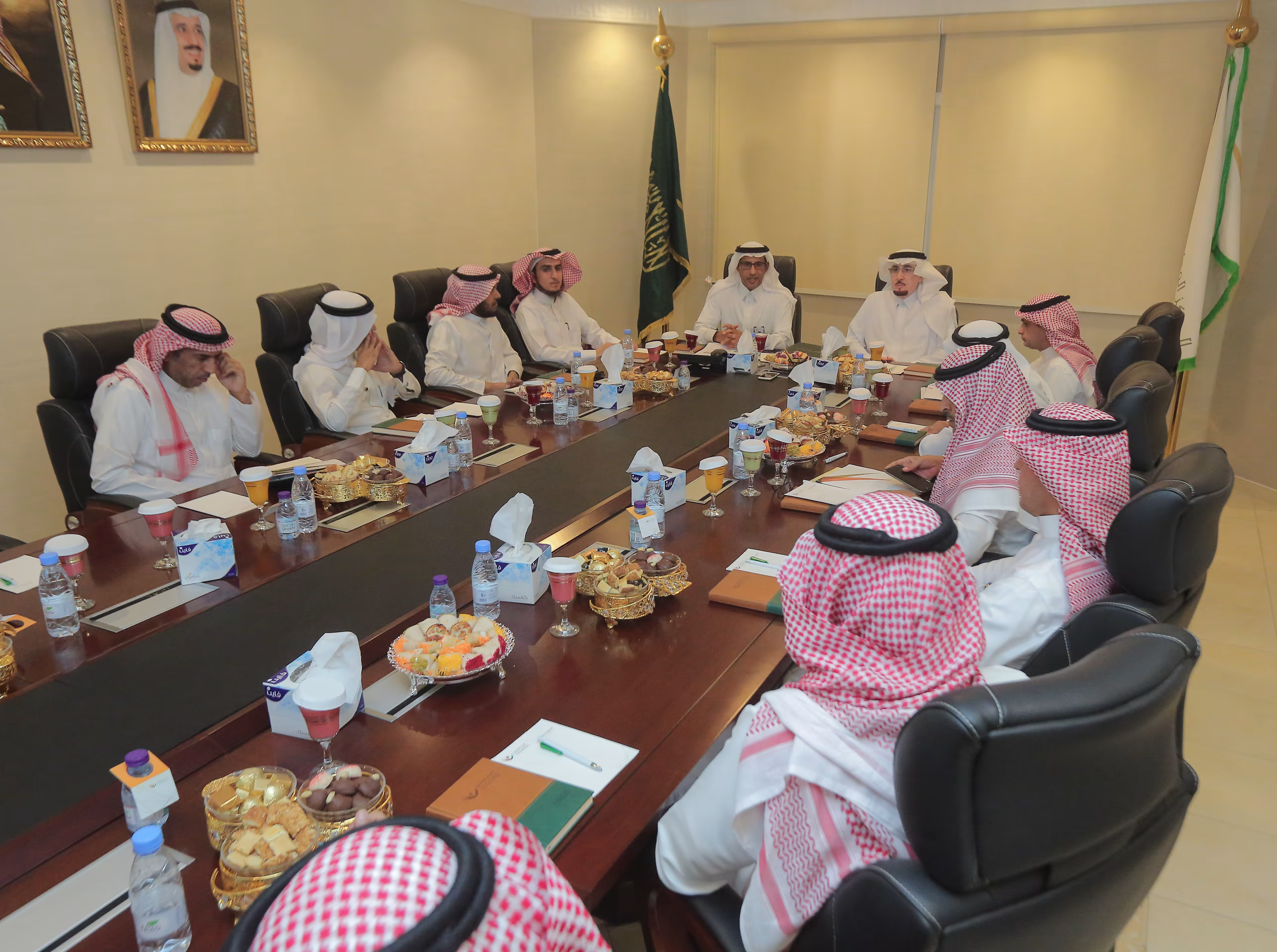 The Minister of Labor and Social Development visits the headquarters of the National Center for Social Studies and Research